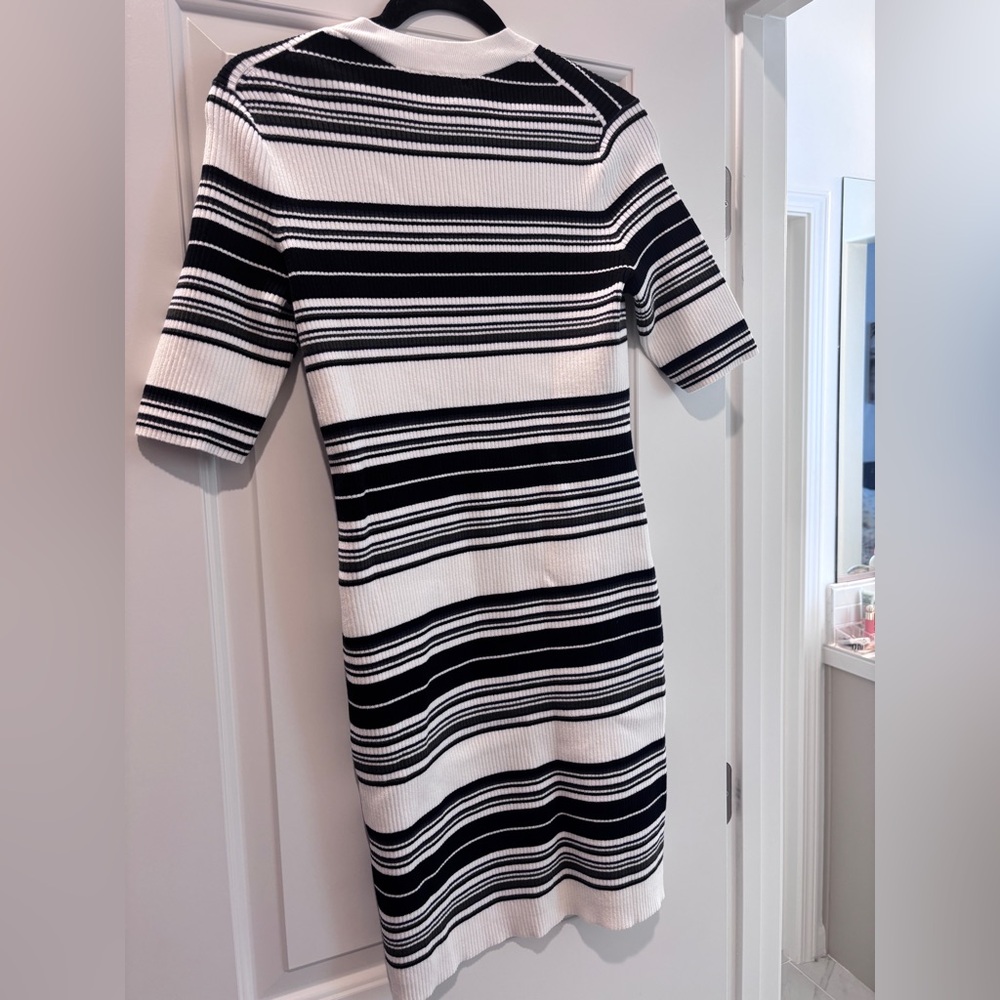 NWT Madewell Henley Sweater Striped Black and White Short Sleeve Dress - Picture 6 of 8